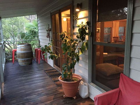 Mystic View Cottage - Accommodation in Surfers Paradise 0