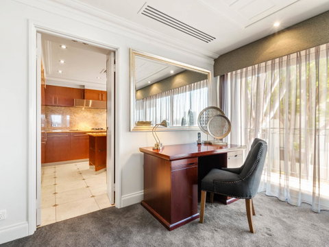 The Peninsula Riverside Serviced Apartments - Accommodation in Surfers Paradise 7