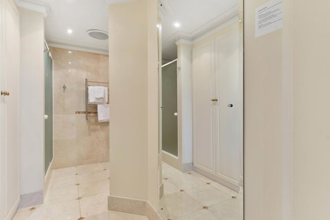 The Peninsula Riverside Serviced Apartments - Accommodation in Surfers Paradise 3