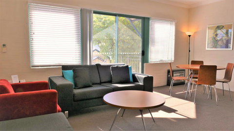 Dowler Apartments Subiaco - Accommodation in Surfers Paradise 8