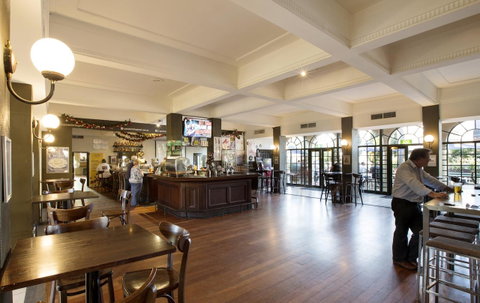 Captain Stirling Hotel - Accommodation in Surfers Paradise 16
