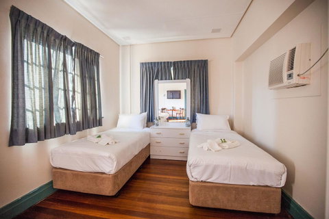 Captain Stirling Hotel - Accommodation in Surfers Paradise 35