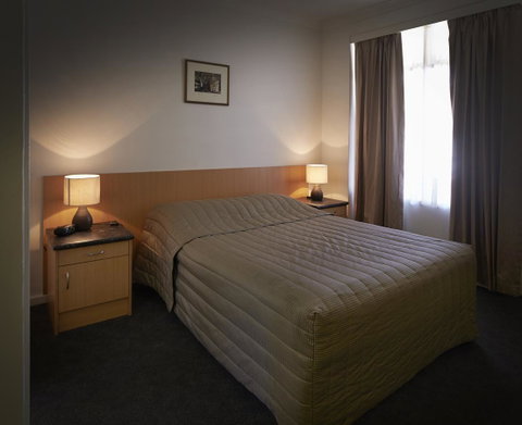 Baileys Parkside Motel By VetroBlu - Accommodation in Surfers Paradise 1