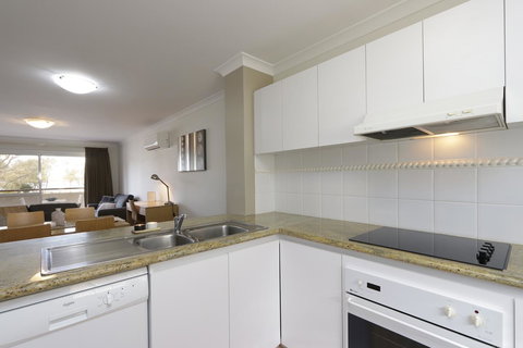 Hillarys Marina Apartment - Accommodation in Surfers Paradise 13