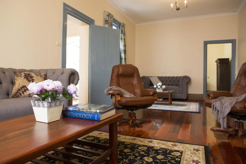 Spencer Cottage - Accommodation in Surfers Paradise 18