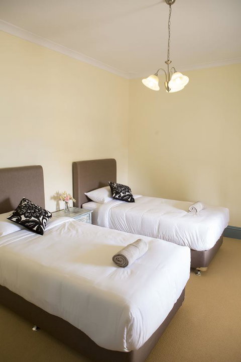 Spencer Cottage - Accommodation in Surfers Paradise 5
