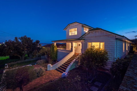 Serpentine Rose - Accommodation in Surfers Paradise 1