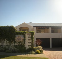 Dunes Scarborough Beach - Accommodation in Surfers Paradise