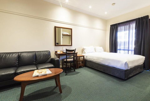Stay Margaret River - Accommodation in Surfers Paradise 5