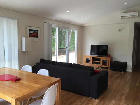 Cape Villas Dunsborough Unit 2 - Accommodation in Surfers Paradise 1