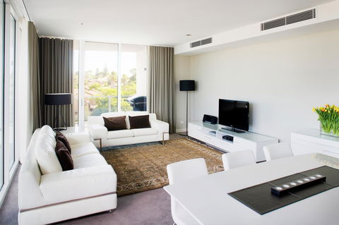 Claremont Quarter Luxury Apartment - Accommodation in Surfers Paradise 3
