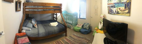 BeachHideaway@Scarborough - Accommodation in Surfers Paradise 3
