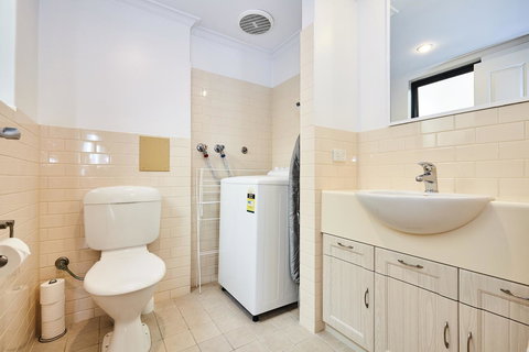 Fremantle Townhouse U/5 - Accommodation in Surfers Paradise 7