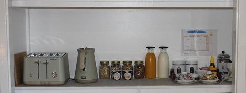 Jacaranda Hideaway Bed & Breakfast - Accommodation in Surfers Paradise 5