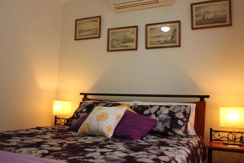 Jacaranda Hideaway Bed & Breakfast - Accommodation in Surfers Paradise 8