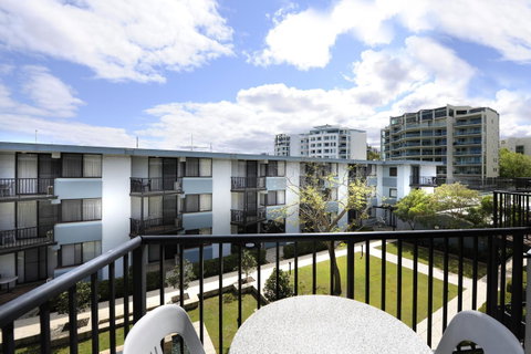 Lodestar Waterside Apartments - Accommodation in Surfers Paradise 5