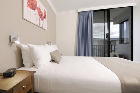 Lodestar Waterside Apartments - Accommodation in Surfers Paradise 7