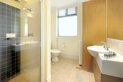 Lodestar Waterside Apartments - Accommodation in Surfers Paradise 38