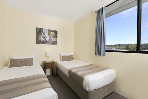 Lodestar Waterside Apartments - Accommodation in Surfers Paradise 41