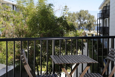 Lodestar Waterside Apartments - Accommodation in Surfers Paradise 35