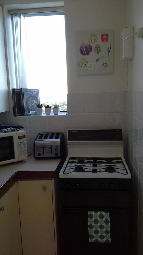 High Tor - Accommodation in Surfers Paradise 19