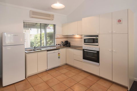 Bayshore Beachside Resort - Accommodation in Surfers Paradise 22