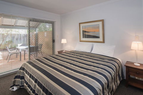 Bayshore Beachside Resort - Accommodation in Surfers Paradise 3