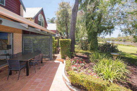 Bayshore Beachside Resort - Accommodation in Surfers Paradise 5