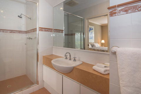 Bayshore Beachside Resort - Accommodation in Surfers Paradise 34