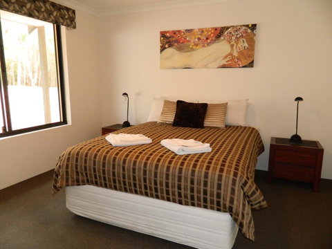 Margaret River Hideaway & Farmstay - Accommodation in Surfers Paradise 38