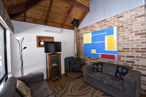 Margaret River Hideaway & Farmstay - Accommodation in Surfers Paradise 11