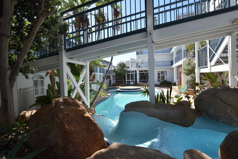 Seashore Memories - Sleeps 3 - Accommodation in Surfers Paradise 18