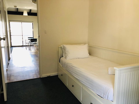 Seashore Memories - Sleeps 3 - Accommodation in Surfers Paradise 5