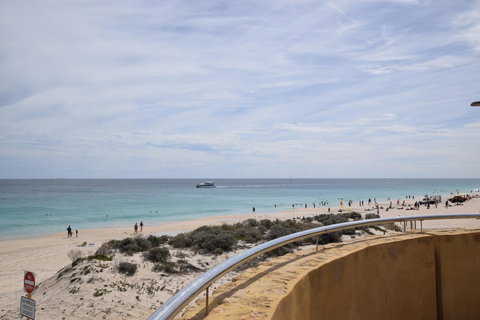 Seashore Memories - Sleeps 3 - Accommodation in Surfers Paradise 21