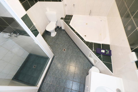 Seashore Memories - Sleeps 3 - Accommodation in Surfers Paradise 11