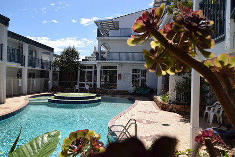 Seashore Memories - Sleeps 3 - Accommodation in Surfers Paradise 19