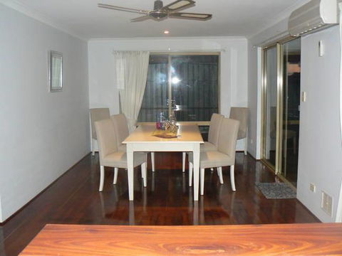 Beach Place @ Leeman - Accommodation in Surfers Paradise 6