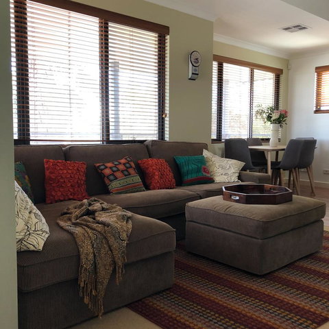 Mullaloo Beachfront Retreat - Accommodation in Surfers Paradise 2