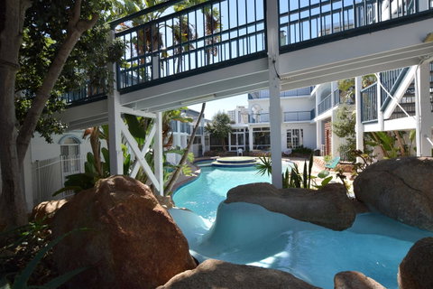West Beach Lagoon 202 - Quiet & Ground Floor! - Accommodation in Surfers Paradise 17