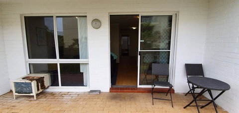 West Beach Lagoon 202 - Quiet & Ground Floor! - Accommodation in Surfers Paradise 2