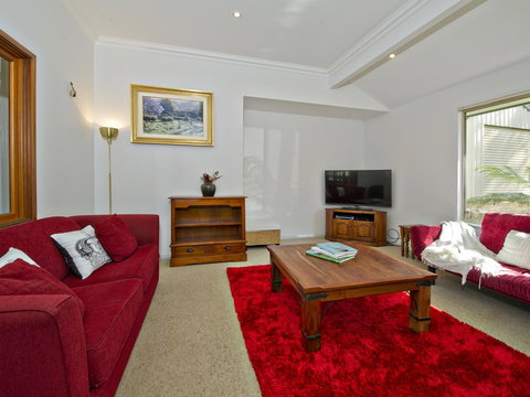 Fern Creek - Accommodation in Surfers Paradise 16