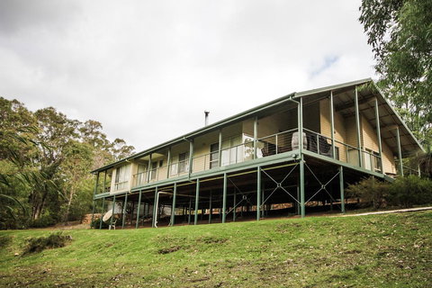 Fern Creek - Accommodation in Surfers Paradise 2