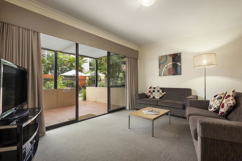 Best Western Northbridge Apartments - Accommodation in Surfers Paradise 12