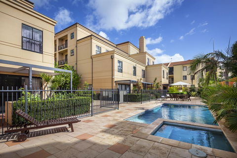 Best Western Northbridge Apartments - Accommodation in Surfers Paradise 3
