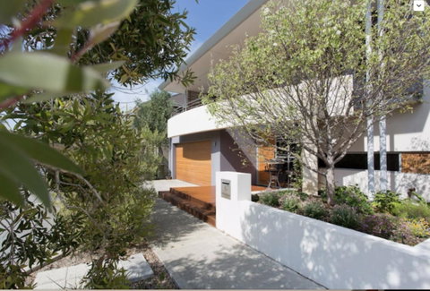 Adele's Luxury South Beach Apartment With King Bed - Accommodation in Surfers Paradise 20