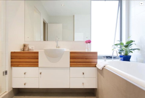 Adele's Luxury South Beach Apartment With King Bed - Accommodation in Surfers Paradise 15