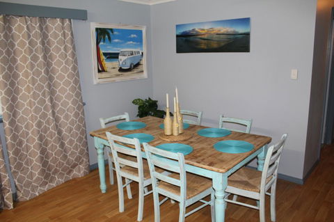 Jbay Beach Shack - Accommodation in Surfers Paradise 6