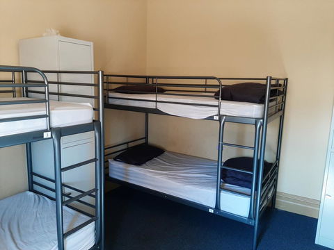 Fremantle Beach Backpackers - Accommodation in Surfers Paradise 5