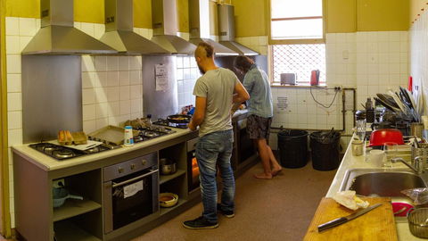 Fremantle Beach Backpackers - Accommodation in Surfers Paradise 30