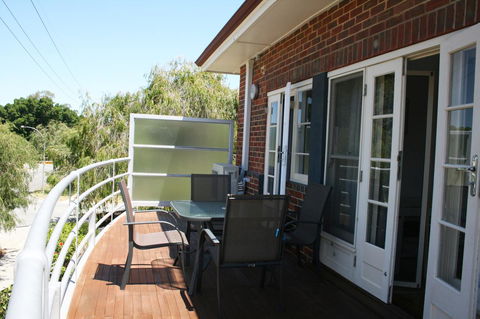 Kenata-Fairway Apartment Hotel - Accommodation in Surfers Paradise 6